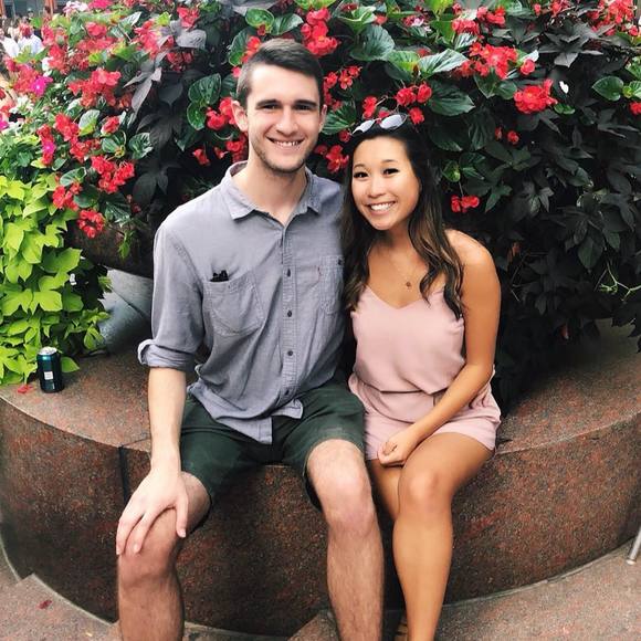 Meet your Posher, Carly - Picture 1 of 1